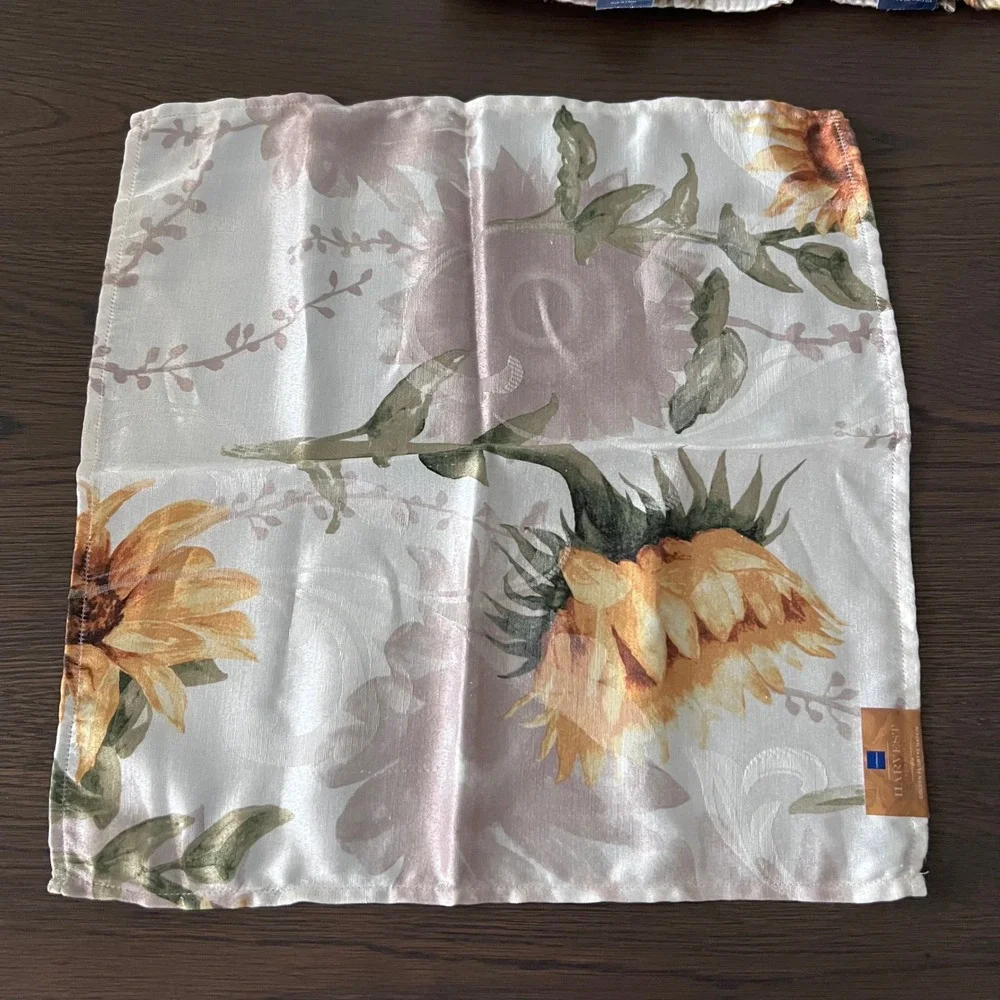 Harvest Season Golden Flowers Napkins Set 5 Cotton Blend Table‎ Linens Vintage